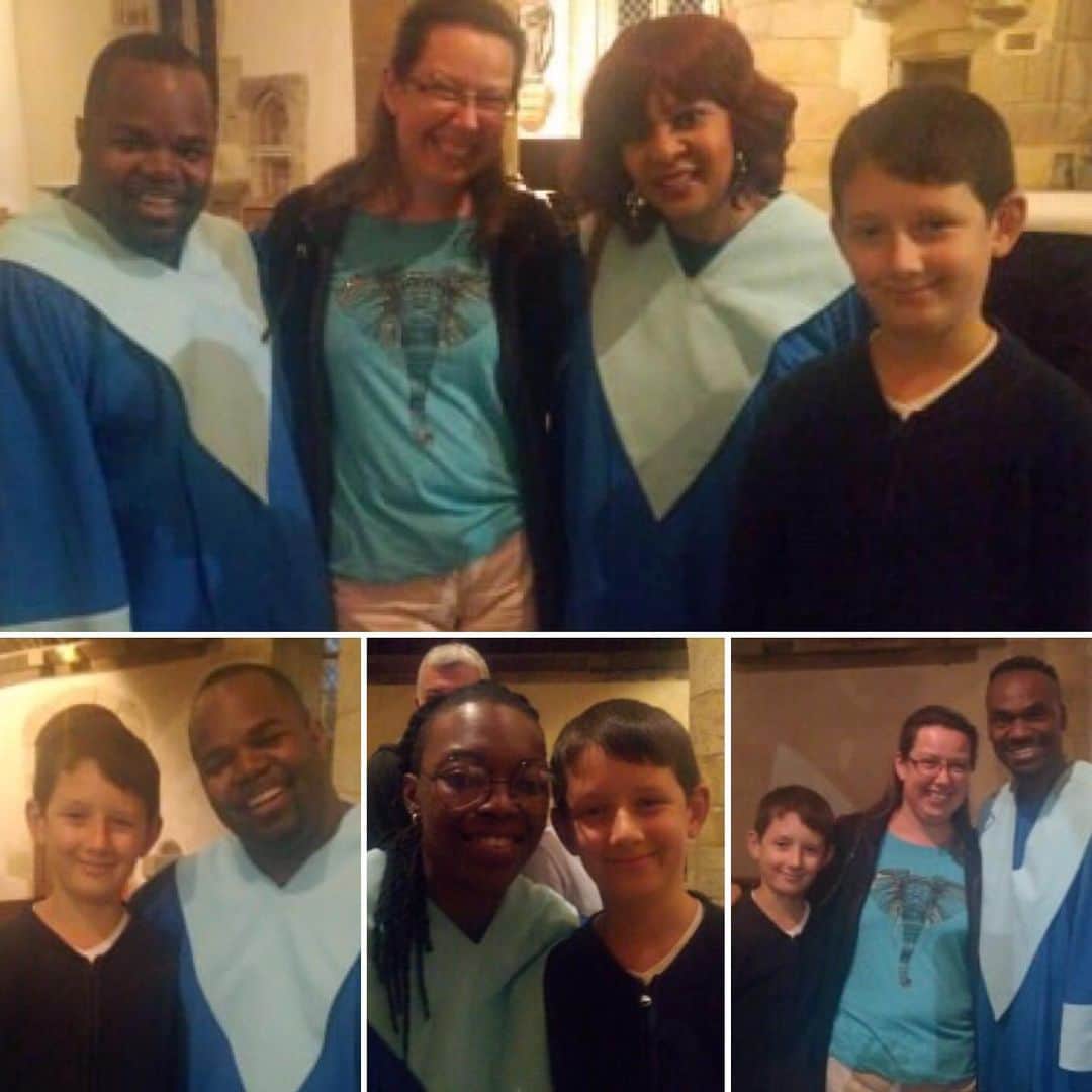 The Glory Gospelのインスタグラム：「More good times from Thursday’s concert! 🥰🙌🏽🤗🥳🤩 . . . 📷 by Céline Hameline  #theglorygospelsingers #glorygospelsingers #france #moelansurmer #church #jesus #gospel #singers」