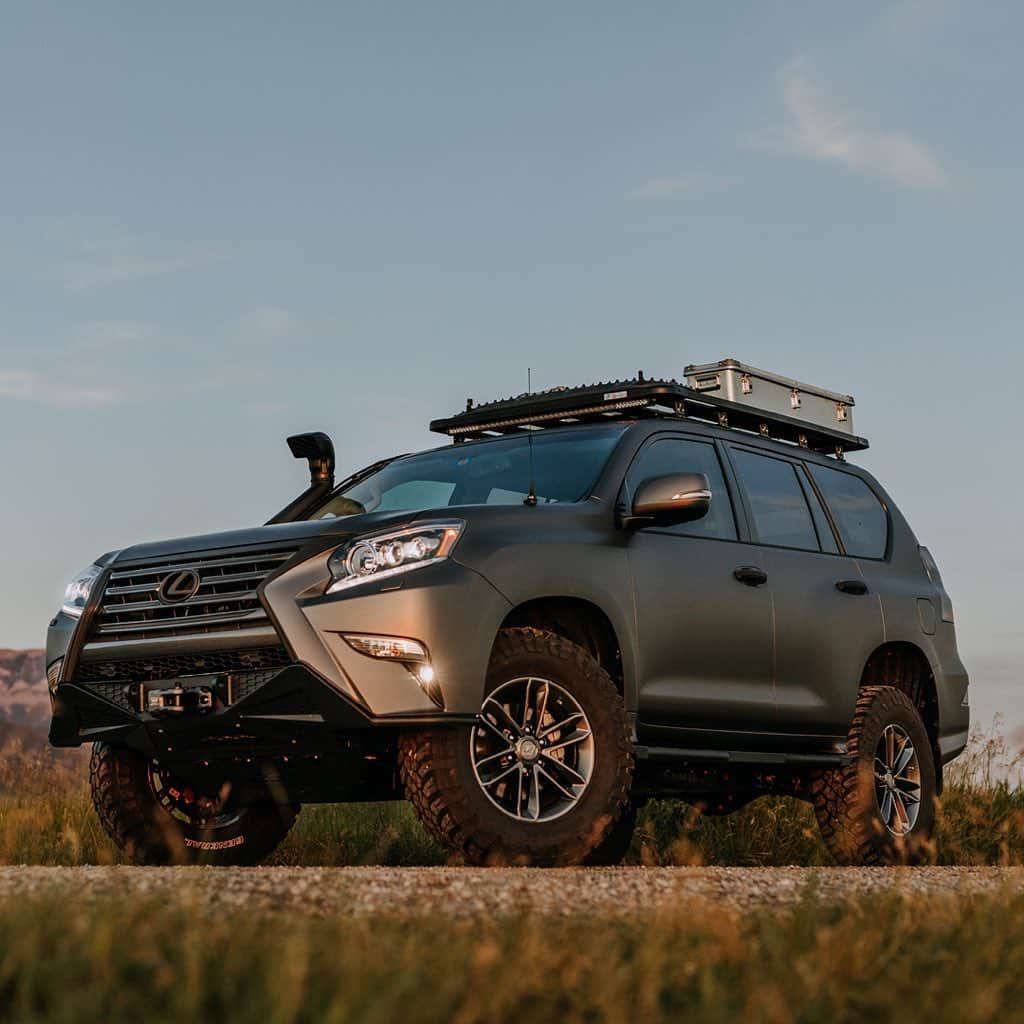 Lexus USAさんのインスタグラム写真 - (Lexus USAInstagram)「This weekend, escape the routine and indulge your wanderlust spirit. #GXOR Concept Build #LexusGX #Offroad #Offroading #FJSummit」7月20日 4時27分 - lexususa