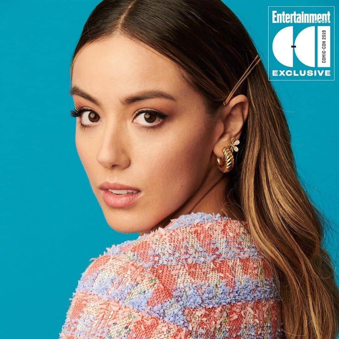 アメリカン・ブロードキャスティング・カンパニーのインスタグラム：「😍💗🤩💜 @chloebennet @entertainmentweekly #SDCC #agentsofshield」