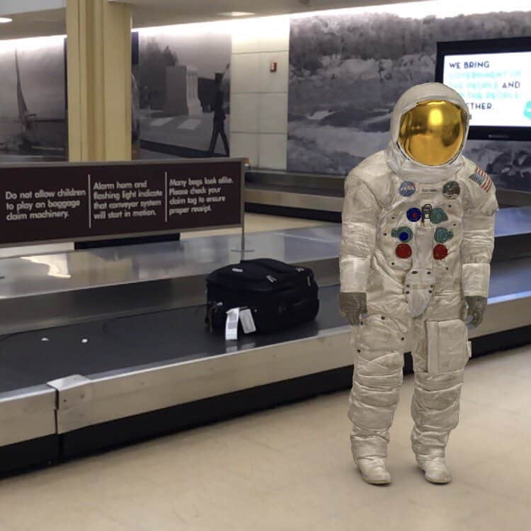 アメリカ運輸保安局さんのインスタグラム写真 - (アメリカ運輸保安局Instagram)「We Apollo-gise for our cheesy puns but we are over the moon with the @Smithsonian3D and @airandspacemuseum new AR experience. ⠀⠀⠀⠀⠀⠀⠀⠀⠀⠀⠀⠀⠀⠀⠀⠀⠀⠀ What would you pack on your trip to the moon? ⠀⠀⠀⠀⠀⠀⠀⠀⠀⠀⠀⠀⠀⠀⠀⠀⠀⠀ #Apollo11at50 #airport #travel #traveltips #instatraveler #TSA」7月20日 4時58分 - tsa