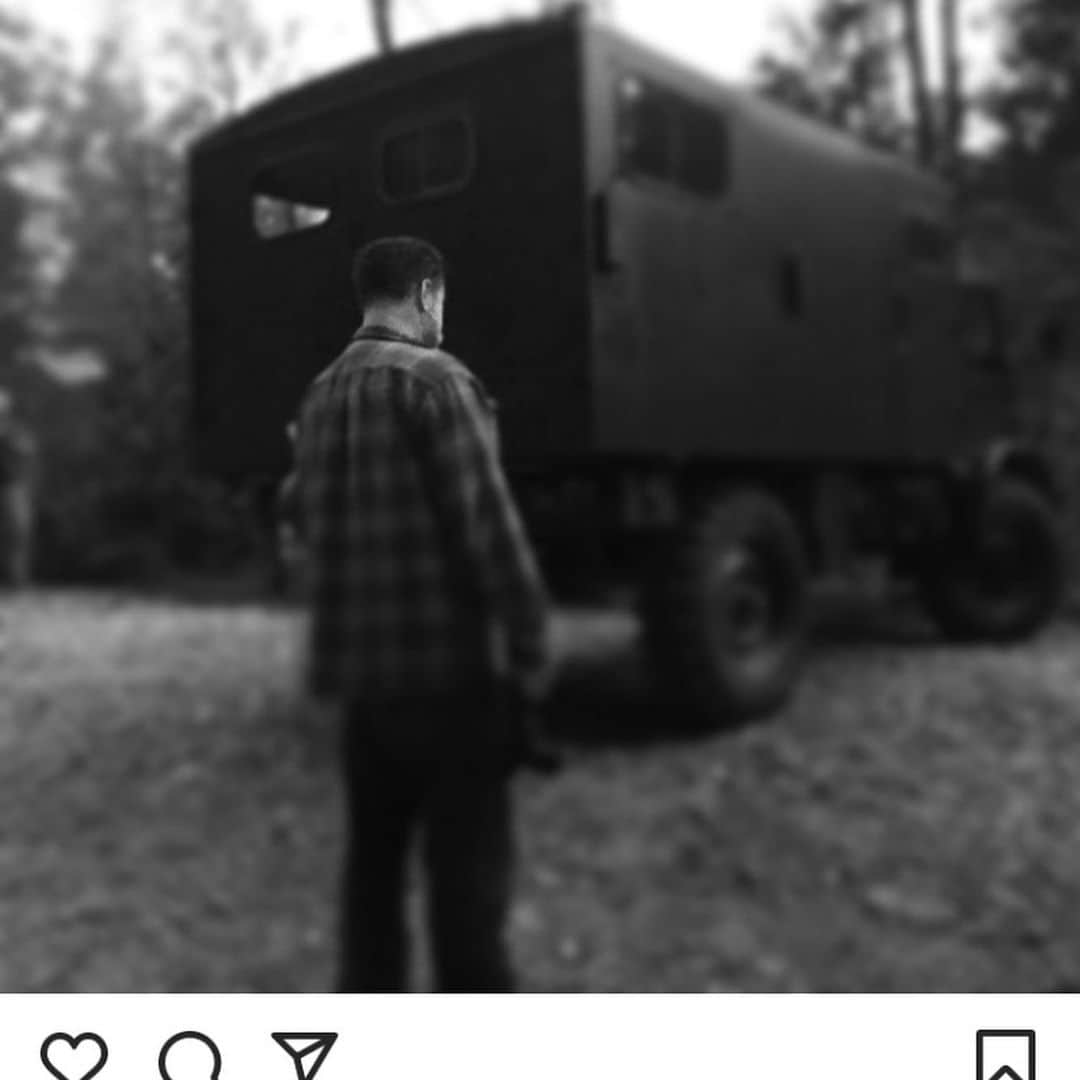 ミシェル・フォーブスさんのインスタグラム写真 - (ミシェル・フォーブスInstagram)「#tbt missing this guy a ton. And our adventures. And his #unimog. @jeffreyprattgordon You are one of a kind. 🎯  #camping #asher #chattahoocheenationalforest 🌲」7月20日 5時43分 - iammichelleforbes