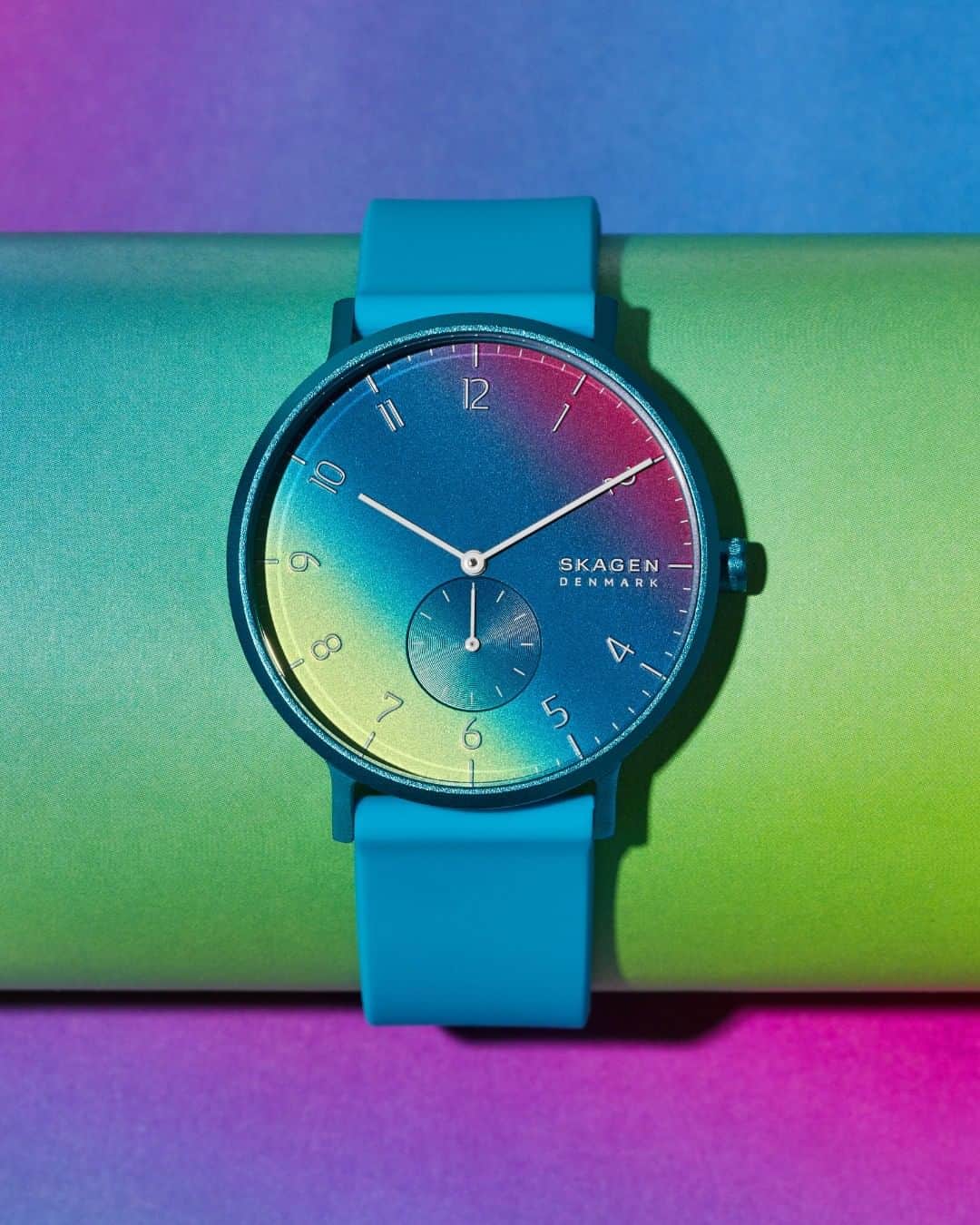 のインスタグラム：「We can't get enough of our #LimitedEdition Tie-Dye watches. Which color speaks to you? #SKAGENincolor . . . . . #tiedye #tiedyefashion #neon #neonlife #watchoftheday #newarrival #limitededition」