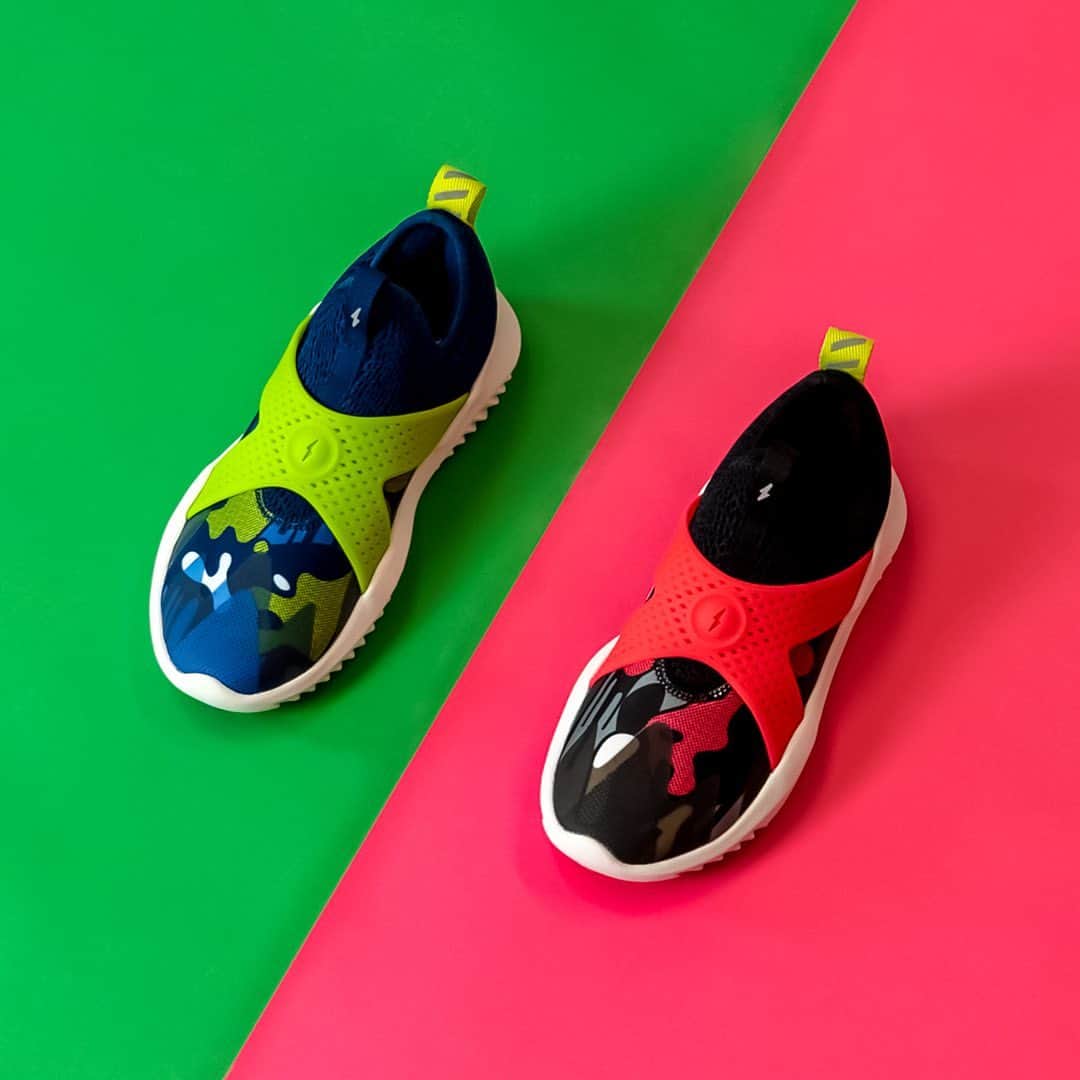 Foot Lockerさんのインスタグラム写真 - (Foot LockerInstagram)「SLIME TIME! 💚💗 Super Heroic x Nickelodeon SLIME Glitch and Light Speed Available Now, Select Stores and Online  #SuperHeroic #Nickelodeon」7月20日 7時18分 - footlocker