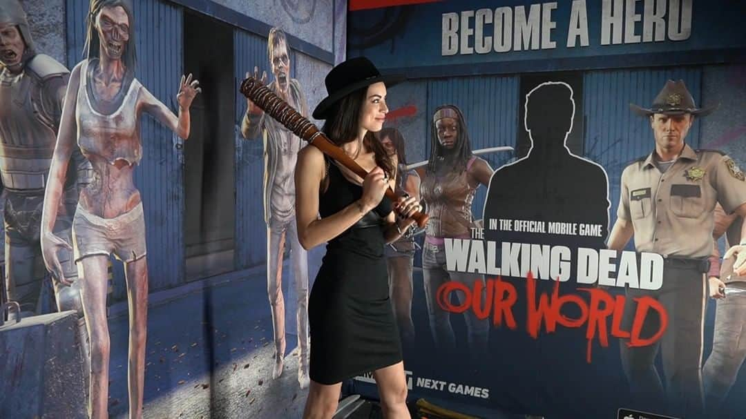 The Walking Deadさんのインスタグラム写真 - (The Walking DeadInstagram)「🧟‍♀️#SDCC is on! @TWDOurWorld is giving fans the chance to audition to Become A Hero in the game. Come make your audition tape at their booth at Deadquarters! #TWD」7月20日 7時45分 - amcthewalkingdead