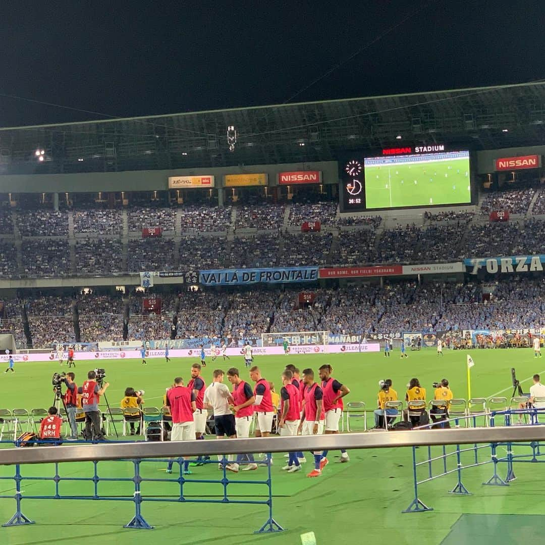 楠紗友里さんのインスタグラム写真 - (楠紗友里Instagram)「#⚽️ 昨夜あのチェルシーが、日産スタジアムに！🌟✨ ちなみんが大好きなダビド・ルイス選手と、ジルー選手のプレーを拝めて大興奮でしたああ😭🙌 前から2列目というかなりの良席にも感謝😆♪ そして来週はついに…😍😍❣️ #横浜 #日産スタジアム #jリーグ #川崎フロンターレ #premierleauge #chelseafc  #football #soccer #game #sports #bigfan #lol #数少ない海外サッカー仲間 #必ず現地観戦しよう #東京2020への道 #さゆスポ」7月20日 9時08分 - sayuri_kusunoki