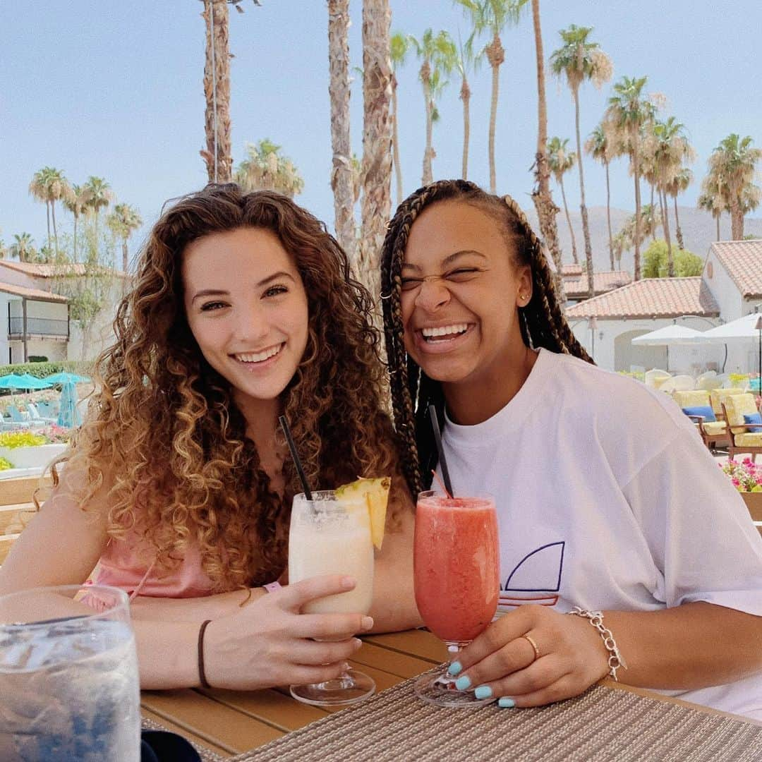 Nia Sioux Frazierさんのインスタグラム写真 - (Nia Sioux FrazierInstagram)「Birthday getaway 💞When’s your birthday? ⬇️」7月20日 9時56分 - niasioux