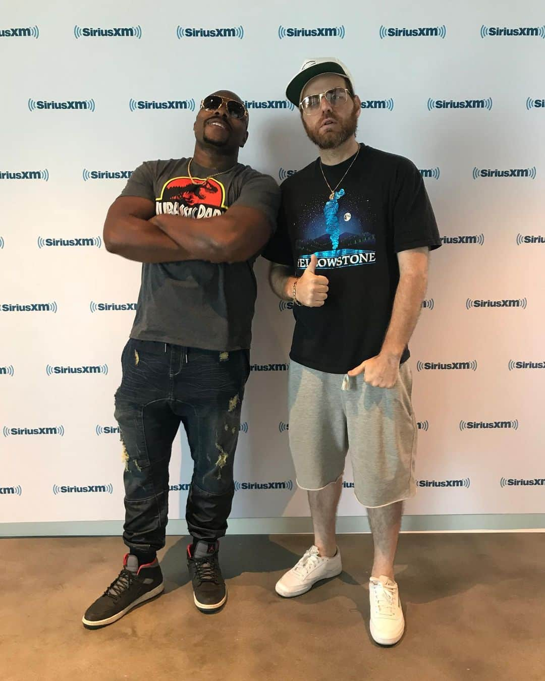 ページ・ケネディさんのインスタグラム写真 - (ページ・ケネディInstagram)「How in the world do i look smaller than @onemorejude this crazy. Lol. @alloutshow @shade45 always fun. #Detroit listen to the interview on demand.」7月20日 10時51分 - pagekennedy