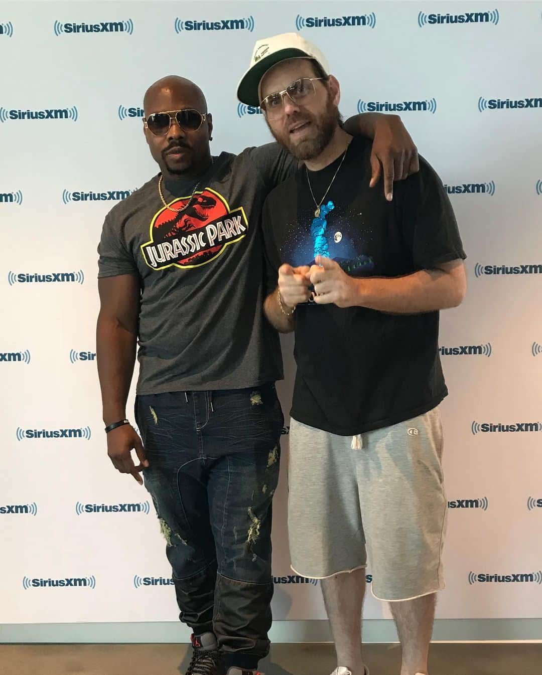 ページ・ケネディさんのインスタグラム写真 - (ページ・ケネディInstagram)「How in the world do i look smaller than @onemorejude this crazy. Lol. @alloutshow @shade45 always fun. #Detroit listen to the interview on demand.」7月20日 10時51分 - pagekennedy