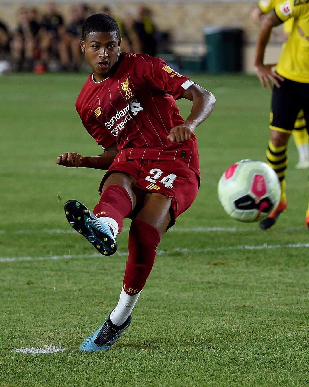 リヴァプールFCさんのインスタグラム写真 - (リヴァプールFCInstagram)「ANOTHER pre-season goal for Rhian ⚽️ He’s netted in all three of our games so far 👌🔴 #Clinical #LFC」7月20日 10時51分 - liverpoolfc