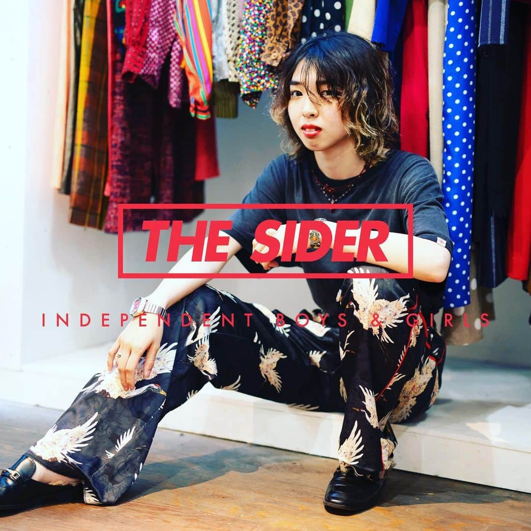 THE SIDERさんのインスタグラム写真 - (THE SIDERInstagram)「style  女子のグランジ感あるスタイルは難易度高めですがめちゃくちゃカワイイです🔥🔥🔥 旭川は上川神社祭🍺🍺🍺 SALE延長決定したので 掘りに来てください‼️‼ ️ #makeup #fashion #code #style #outfit #vintage #used #instagood #instafashion #fashion #ootd #portrait #photo #beauty #style #swag #coordinate #古着MIX #古着コーデ #ファッション #コーディネート #美容室 #旭川美容室 #古着 #古着屋#grange #blonde」7月20日 21時00分 - thesider_official