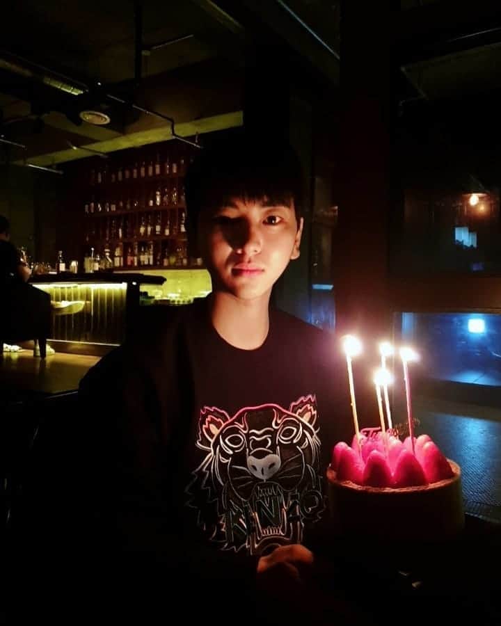 イ・ジュスンのインスタグラム：「올해도 행복한 생일♡ #고맙습니다 #7월20일」