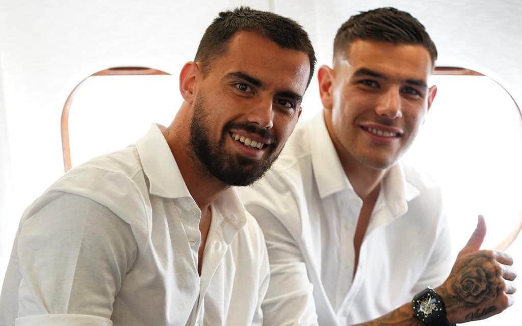 ヘスス・フェルナンデス・サエスのインスタグラム：「Nos vamos 🛫 🇺🇸 @theo3hernandez . #america #acmilan #suso8」