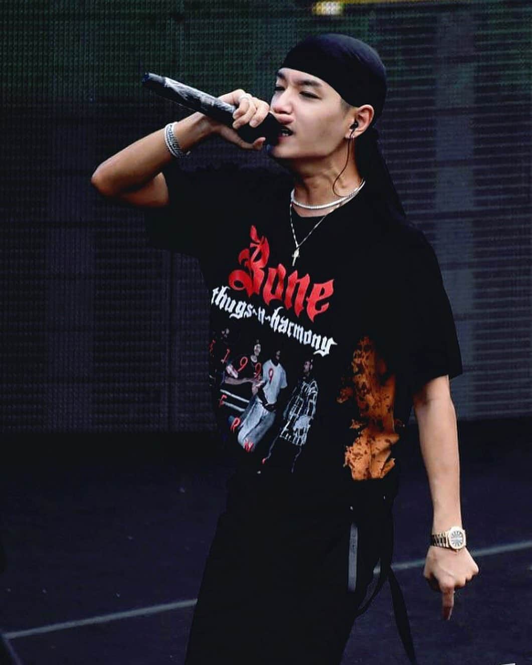 のインスタグラム：「wet boy」