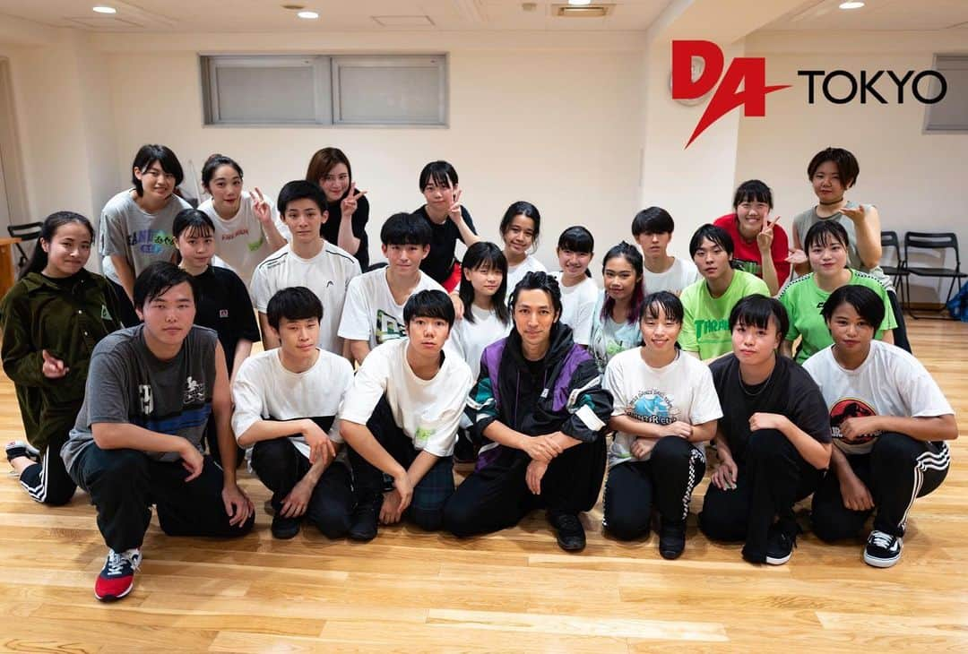 tsmshibuya_datokyoさんのインスタグラム写真 - (tsmshibuya_datokyoInstagram)「. 東京ダンス&アクターズ専門学校 Tokyo Dance & Actors School . ☀️SUMMER WS 🙌🌊🍉 DANCE  STUDENTS in My School Lesson . 2019.7.20 名誉教育顧問:TAKAHIRO氏 . #tsmshibuya#datokyo#dancer#dance#hiphop#freestyle#student#shibuya#tokyo#dancemovie#dancers #dancelife#dancevideo#ダンス#ダンス動画#ダンサー#ダンス専門学校#専門学校#在校生#da東京#tsm渋谷#渋谷#workshop#ws#東京ダンスアクターズ」7月20日 21時34分 - datokyo_tsmshibuya