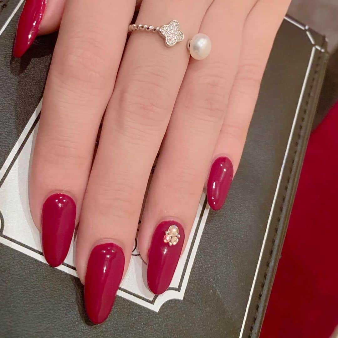 らむめろさんのインスタグラム写真 - (らむめろInstagram)「Newネイル🥀﻿ ﻿ ﻿ #instagood #instagramer #instalike #instalove #followme #followgram  #newnails #swag #赤ネイル #rednails #2019nails #自爪 #ЯMMR」7月20日 21時37分 - ramumero_