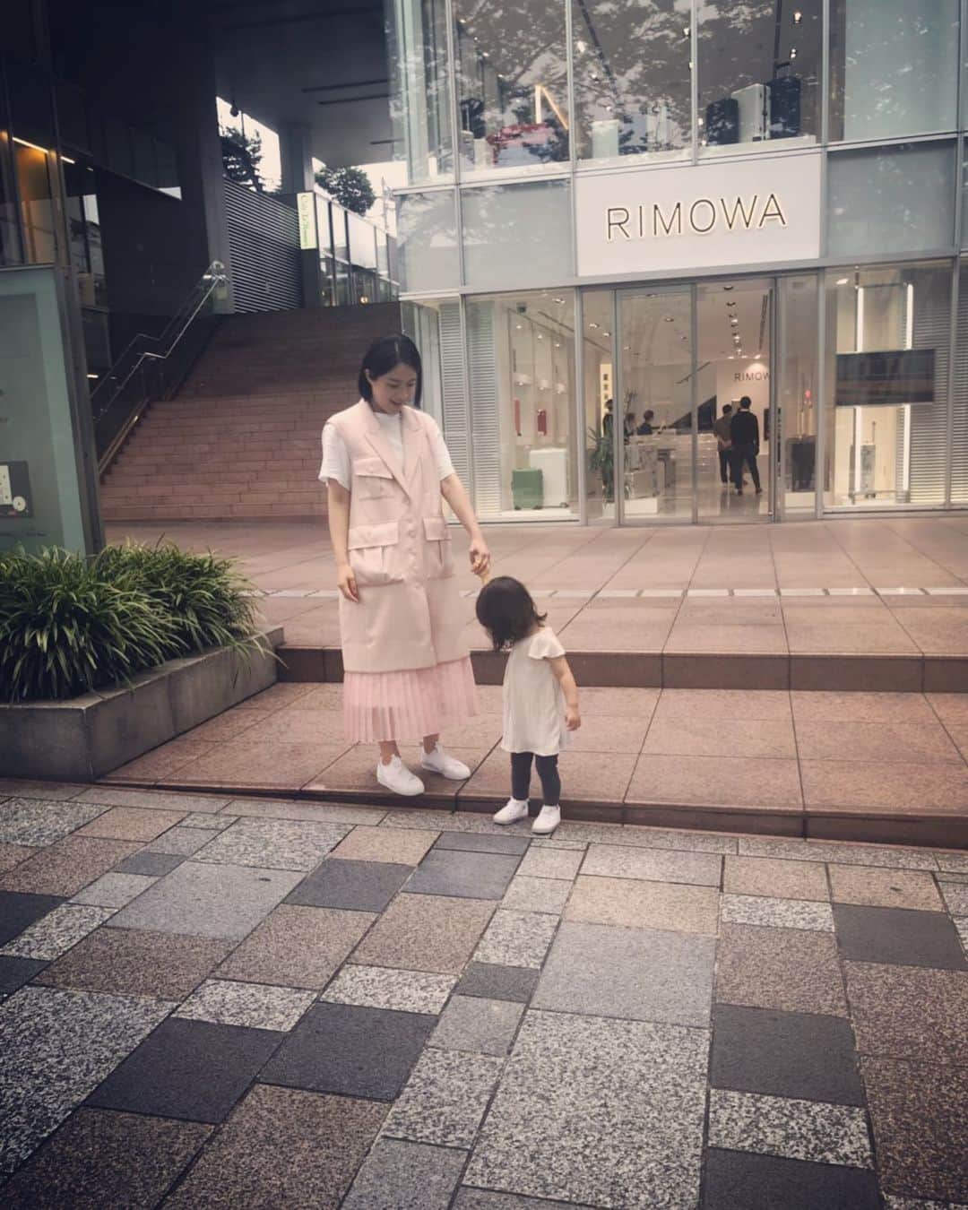 犬山紙子さんのインスタグラム写真 - (犬山紙子Instagram)「チャゲとお出かけできるの嬉しいぜ」7月20日 21時51分 - inuyamakamiko