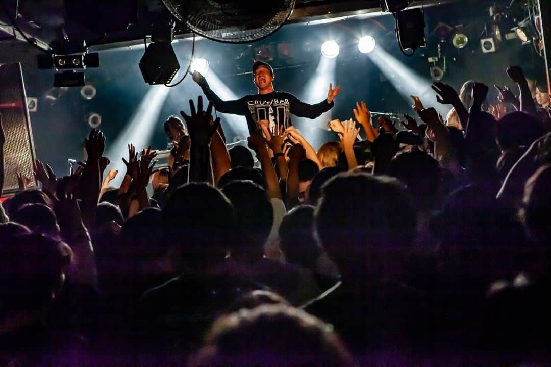 Crystal Lakeさんのインスタグラム写真 - (Crystal LakeInstagram)「Thank you @acor_official & Shizuoka!! Photo: @taka_tallman  #CrystalLake #acrowdofrebellion」7月20日 22時05分 - crystallake777