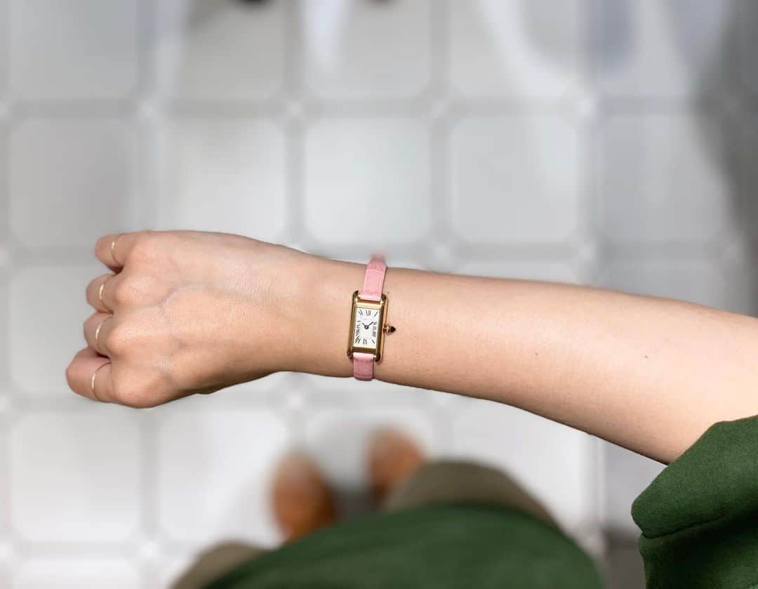 HIROBさんのインスタグラム写真 - (HIROBInstagram)「-HIROB LUMINE新宿店-﻿ ﻿ ・Vintage Cartier﻿  タンクコレクション⌚️﻿ ﻿ 1. タンクLC SM ¥685,000+tax﻿ ﻿ 2.タンクLC  LM ¥585,000+tax﻿ ﻿ 3.タンクアロンジェ ¥505,000+tax﻿ ﻿ 4.タンクフランセーズSM YG ¥485,000+tax﻿ ﻿ 5.タンクフランセーズSM WG ¥450,000+tax﻿ ﻿ tel:03-5908-2680﻿ ﻿ #hirob﻿ #hirobshinjyuku﻿ #baycrews﻿ #antiquewatch﻿ #vintagewatch﻿ #cartier﻿ ﻿ #ヒロブ﻿ #ヒロブ新宿﻿ #ベイクルーズ﻿ #アンティークウォッチ﻿ #ヴィンテージウォッチ﻿ #カルティエ」7月20日 22時09分 - hirob.jp