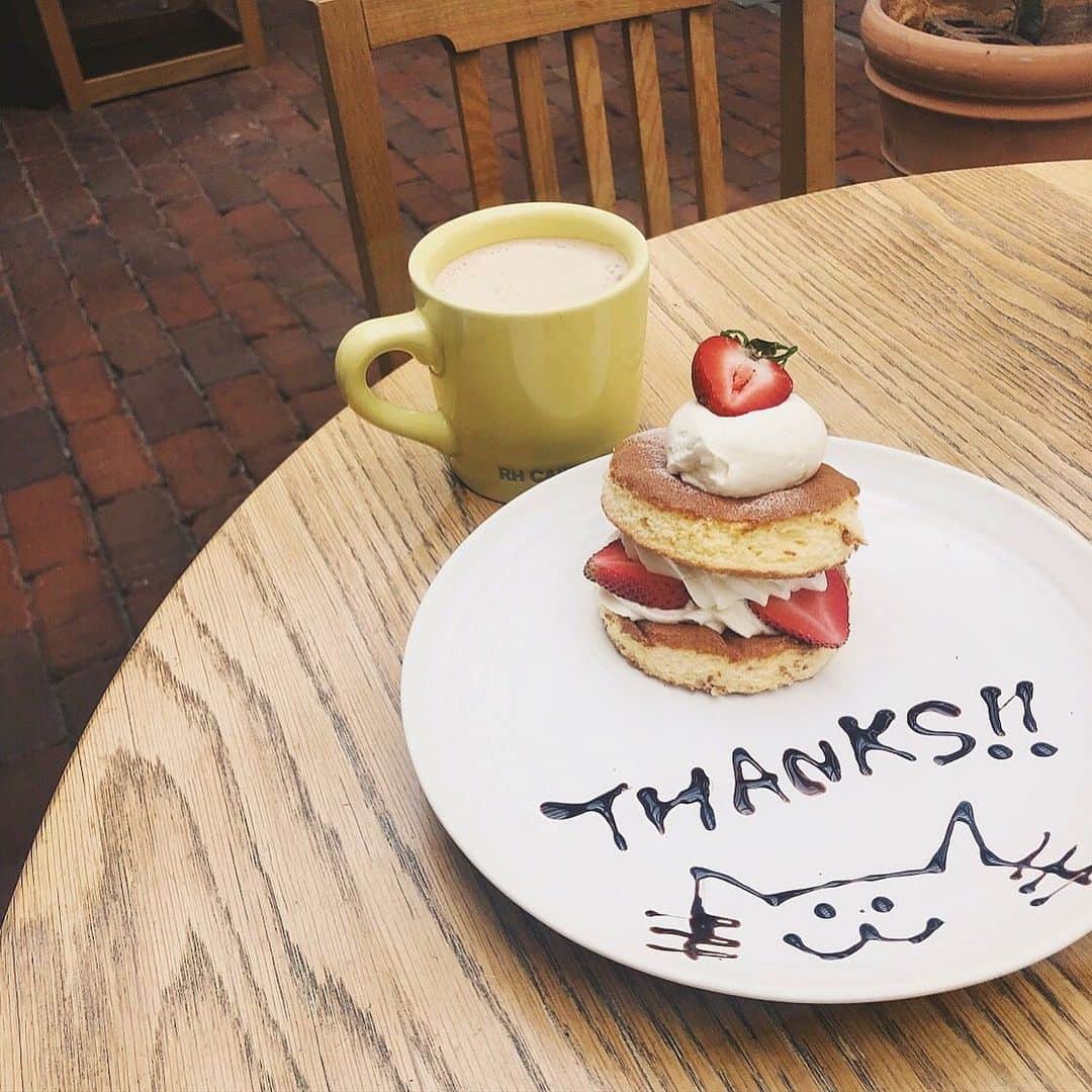 足立沙織のグルメインスタ