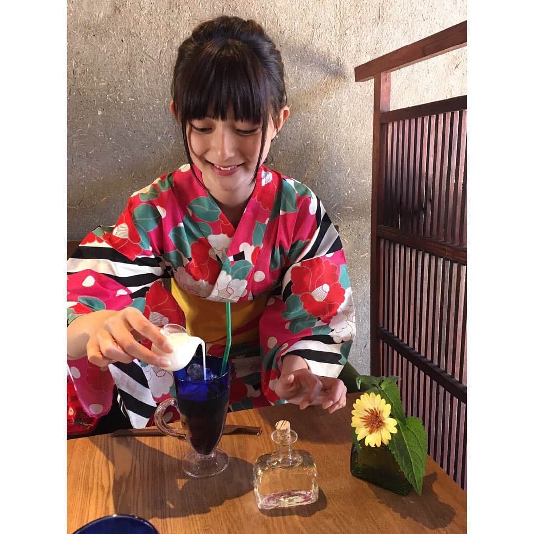 中澤瞳さんのインスタグラム写真 - (中澤瞳Instagram)「１日１投稿。 夏だー祭りだー屋台だー浴衣だー！ イカ焼き食べたい🤤🤤🤤 これは2、3年前かな？  #hitomicture」7月20日 22時17分 - hitomi.nakazawa