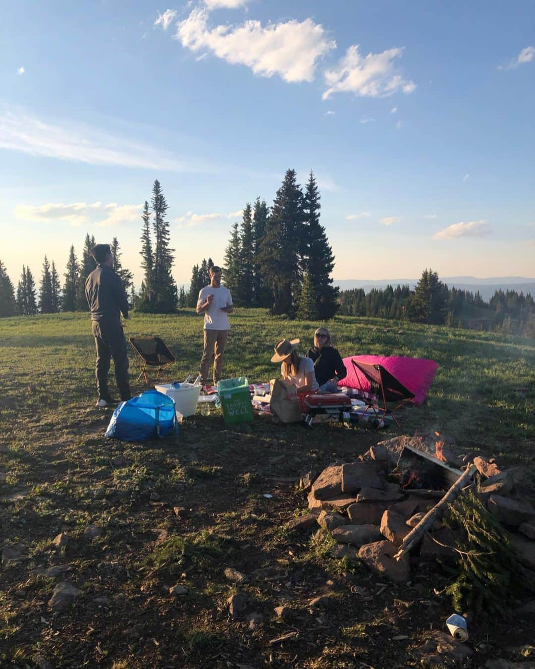 澄那シュトゥーダーさんのインスタグラム写真 - (澄那シュトゥーダーInstagram)「Thank you Chrissy and Andy for driving us up Aspen Mountain and letting us be part of such a great memory. Serious fun we had ✨」7月20日 13時41分 - suminastuder