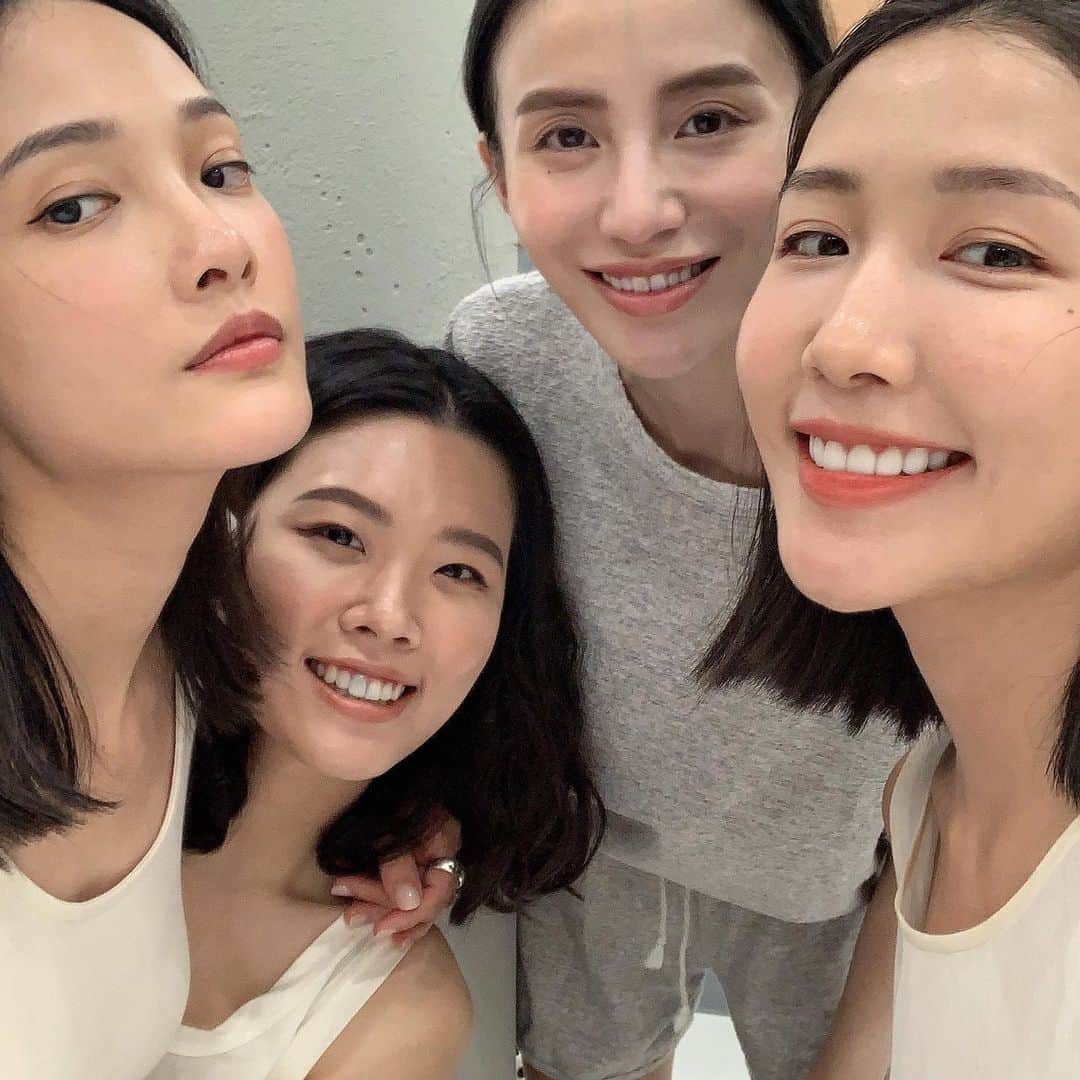 チャン・チュンニンのインスタグラム：「很久沒跟大家聚在一起的感覺」