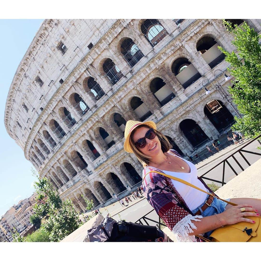 ユナ・デュフネさんのインスタグラム写真 - (ユナ・デュフネInstagram)「📍El Colosseo e Foro Romano 🇮🇹 . . . #Italia #Rome #colosseo #fororomano #palatinoromano #Sun #bellissimo #night #Sunset #antico」7月20日 14時52分 - youna_d