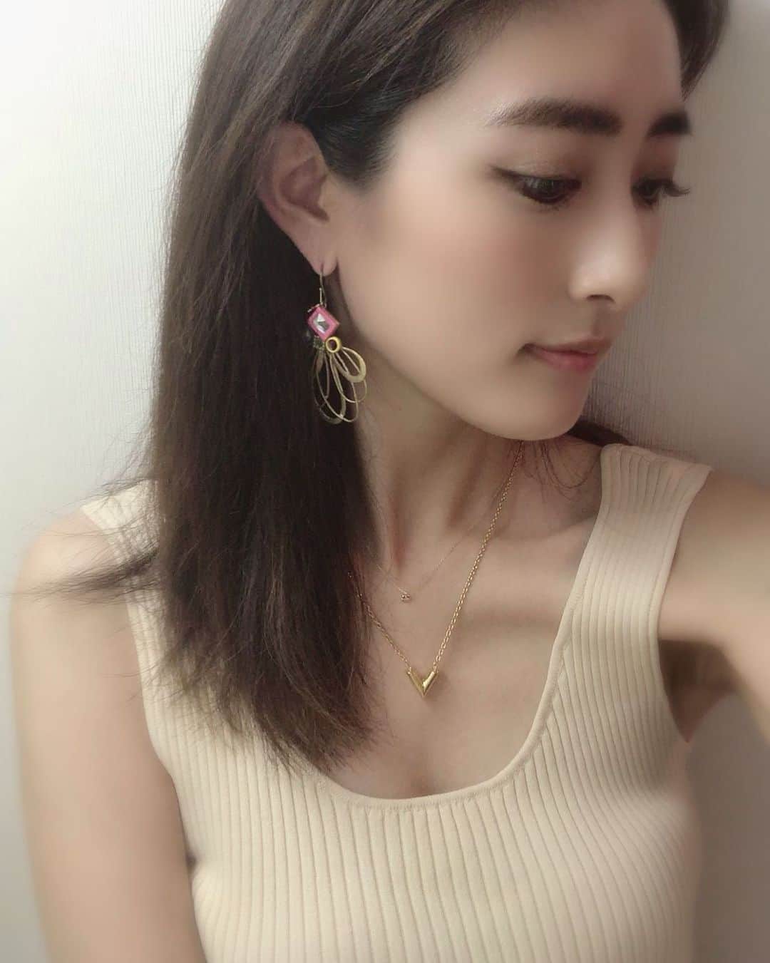 のインスタグラム：「濃いめのブラウンメイク💄🖤 #太まゆ #team太眉 #まゆ毛が松本潤 #まゆ毛松潤 #mj #まつエクの保ちがすごくいい◎ @flowind.cxuka」