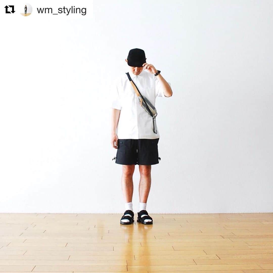 wonder_mountain_irieさんのインスタグラム写真 - (wonder_mountain_irieInstagram)「#Repost @wm_styling with @get_repost ・・・ ［#19SS_WM_styling.］ _ styling.(height 175cm weight 59kg) cap→ #HenderScheme ￥16,200- shirts→ #MINOTAUR ￥20,520- shorts→ #MOUNTAINSMITH ￥18,144- sandal→ #MOUNTAINSMITH ￥9,612- watch→ #NigelCabourn × #TIMEX ￥31,320- mobile strap→ #EPM ￥7,344- bag→ #NineTailor ￥7,560- _ 〈online store / @digital_mountain〉 → http://www.digital-mountain.net _ 【オンラインストア#DigitalMountain へのご注文】 *24時間受付 *15時までのご注文で即日発送 *1万円以上ご購入で送料無料 tel：084-973-8204 _ We can send your order overseas. Accepted payment method is by PayPal or credit card only. (AMEX is not accepted)  Ordering procedure details can be found here. >>http://www.digital-mountain.net/html/page56.html _ 本店：@Wonder_Mountain_irie 系列店：@hacbywondermountain (#japan #hiroshima #日本 #広島 #福山) _」7月20日 15時20分 - wonder_mountain_