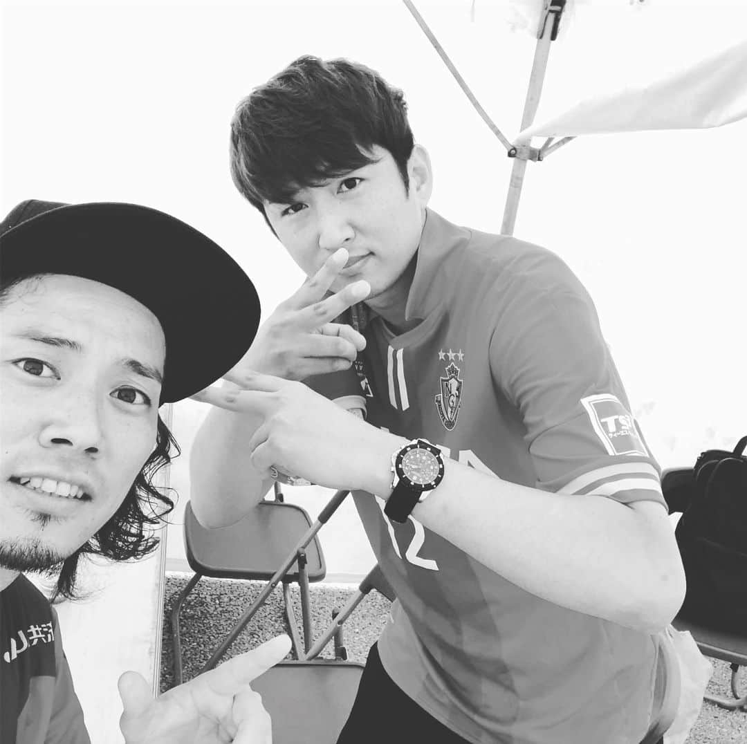 佐野俊輔さんのインスタグラム写真 - (佐野俊輔Instagram)「今回も名古屋グランパスのイベントMCをさせていただきいてます！！！！！！ 暑さヤバめ！！ 熱さヤバめ！！ 水分補給必須！！ #鯱の大祭典 #シャチほこれ  #名古屋グランパス #ガンバ大阪 #jリーグ #豊田スタジアム #banty_foot  #NeoHero #MEGAHORN #GUNFOX #TEAMSHACHI #佐野俊輔」7月20日 15時27分 - shunsuke_sano_