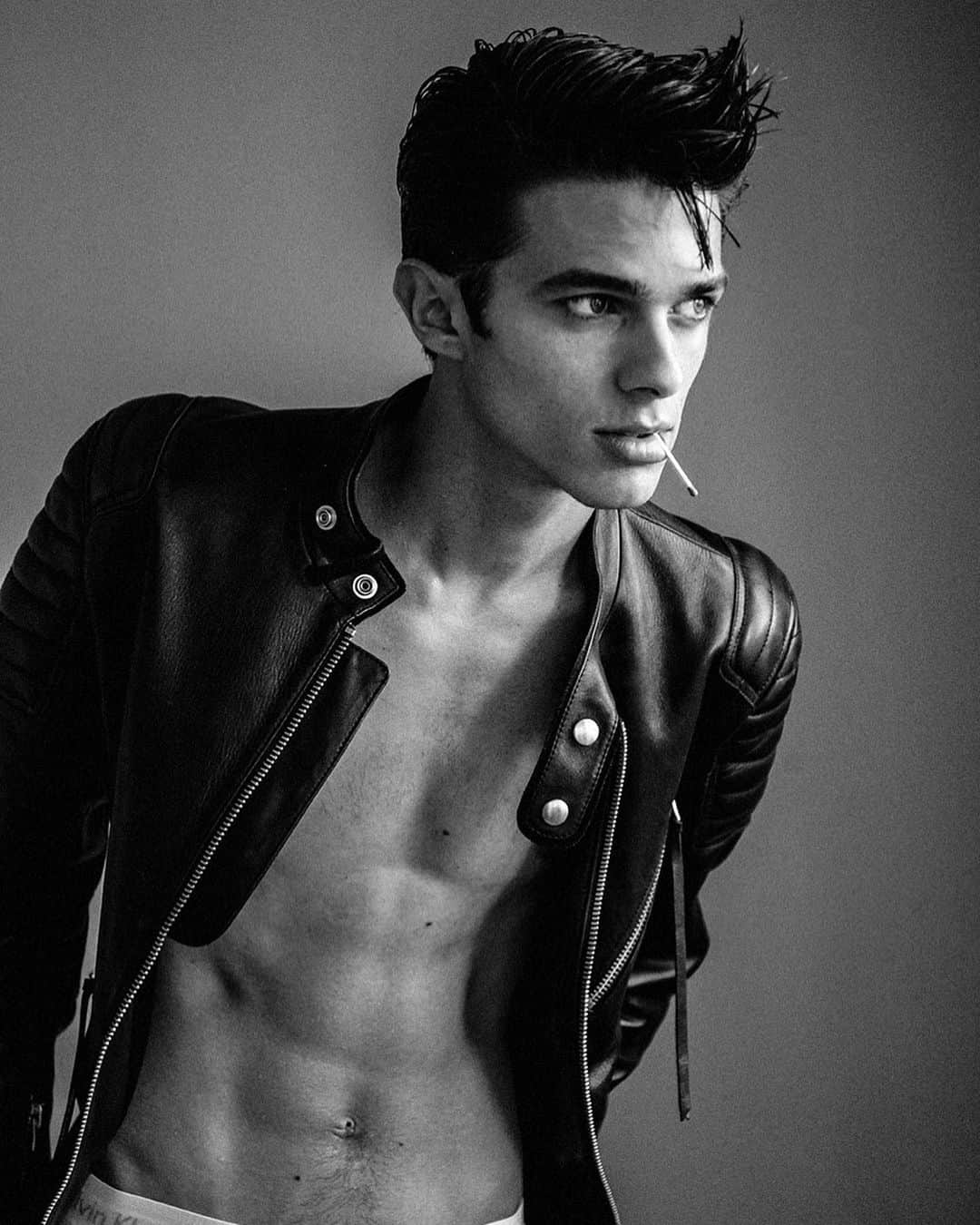 Brent Riveraのインスタグラム：「I’m the bad guy..💔☠️ @damon_baker」