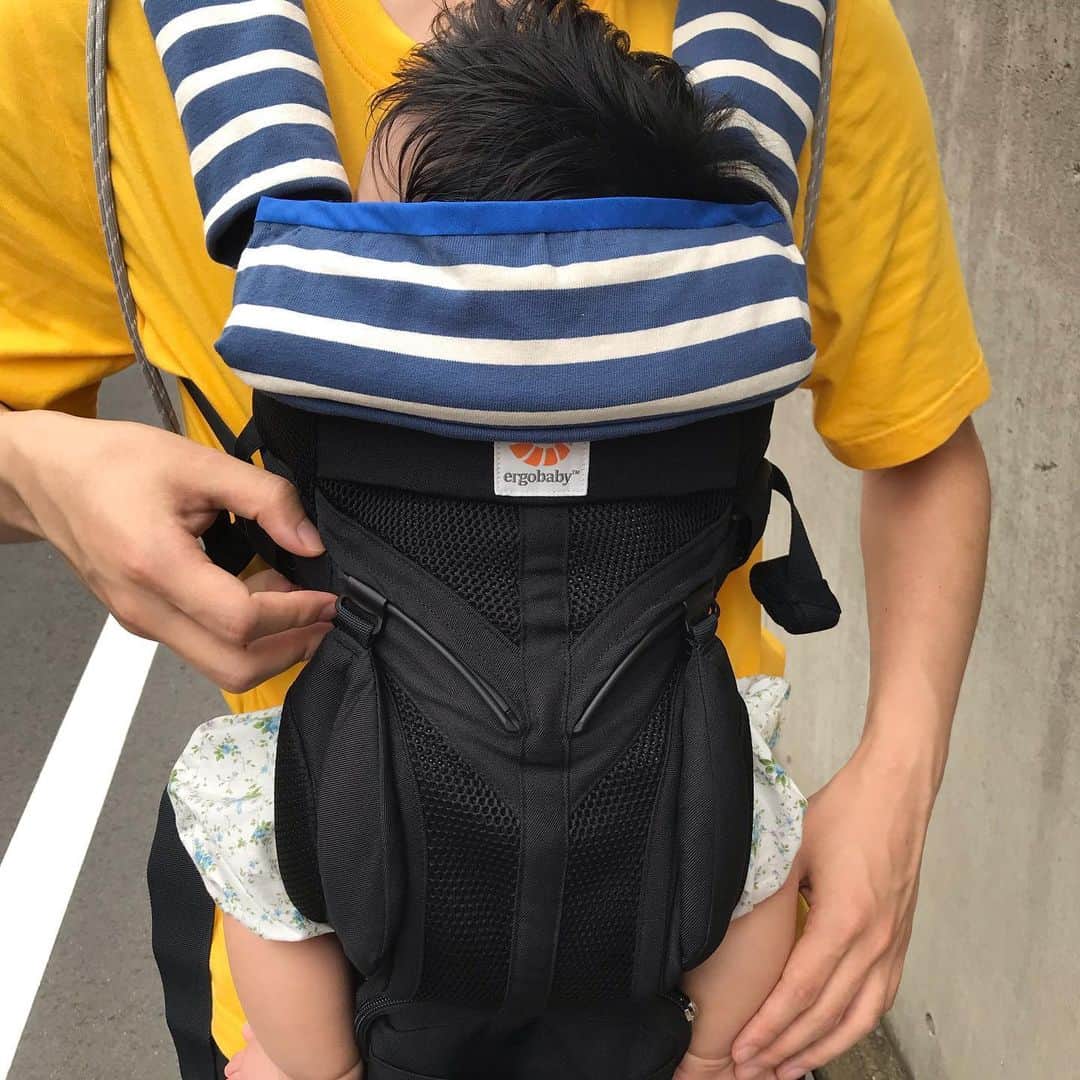 松田青子のインスタグラム：「(期日前)投票行って外食するんだ、をはじめてやった子✔️」