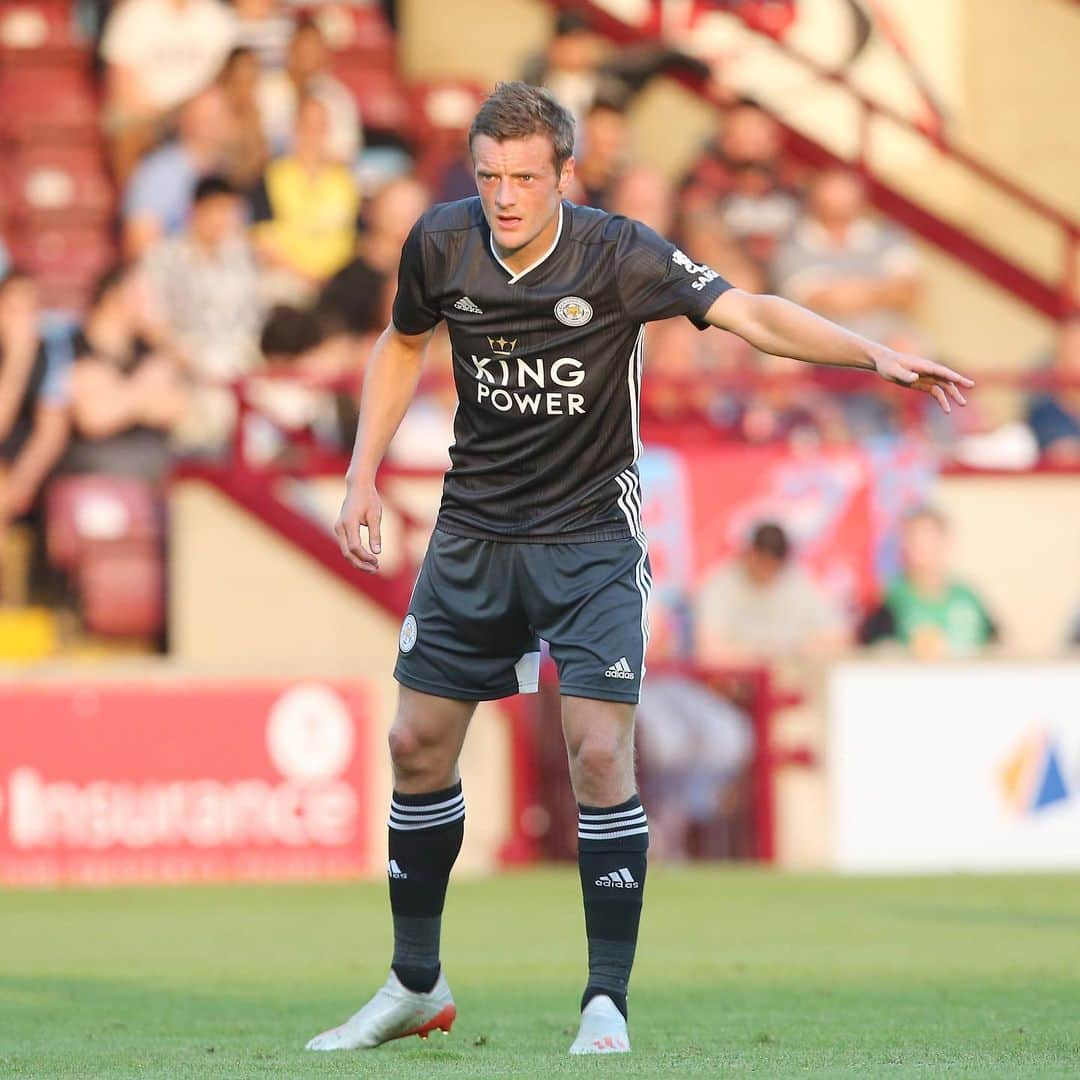 レスター・シティFCさんのインスタグラム写真 - (レスター・シティFCInstagram)「Our 2019/20 pre-season schedule continues today with a trip to Cheltenham Town! ⚽️ . . . #lcfc • #ChtLei」7月20日 17時09分 - lcfc