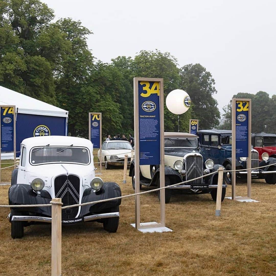 Citroënさんのインスタグラム写真 - (CitroënInstagram)「Citroën lovers!  The “Rassemblement du Siècle” (Collectors Gathering) is happening as we speak, and until July 21st. 🎶Thousands of Citroën,  Old and new, Parked at La Ferté Vidame in the Perche, France 🇫🇷. Waiting for you! 🎶  #Citroën100 #InspiredByYou #Citroen #Cars #CarsOfInstagram #InstaCar #ClassicCar #CarShow #PicOfTheDay」7月20日 22時38分 - citroen