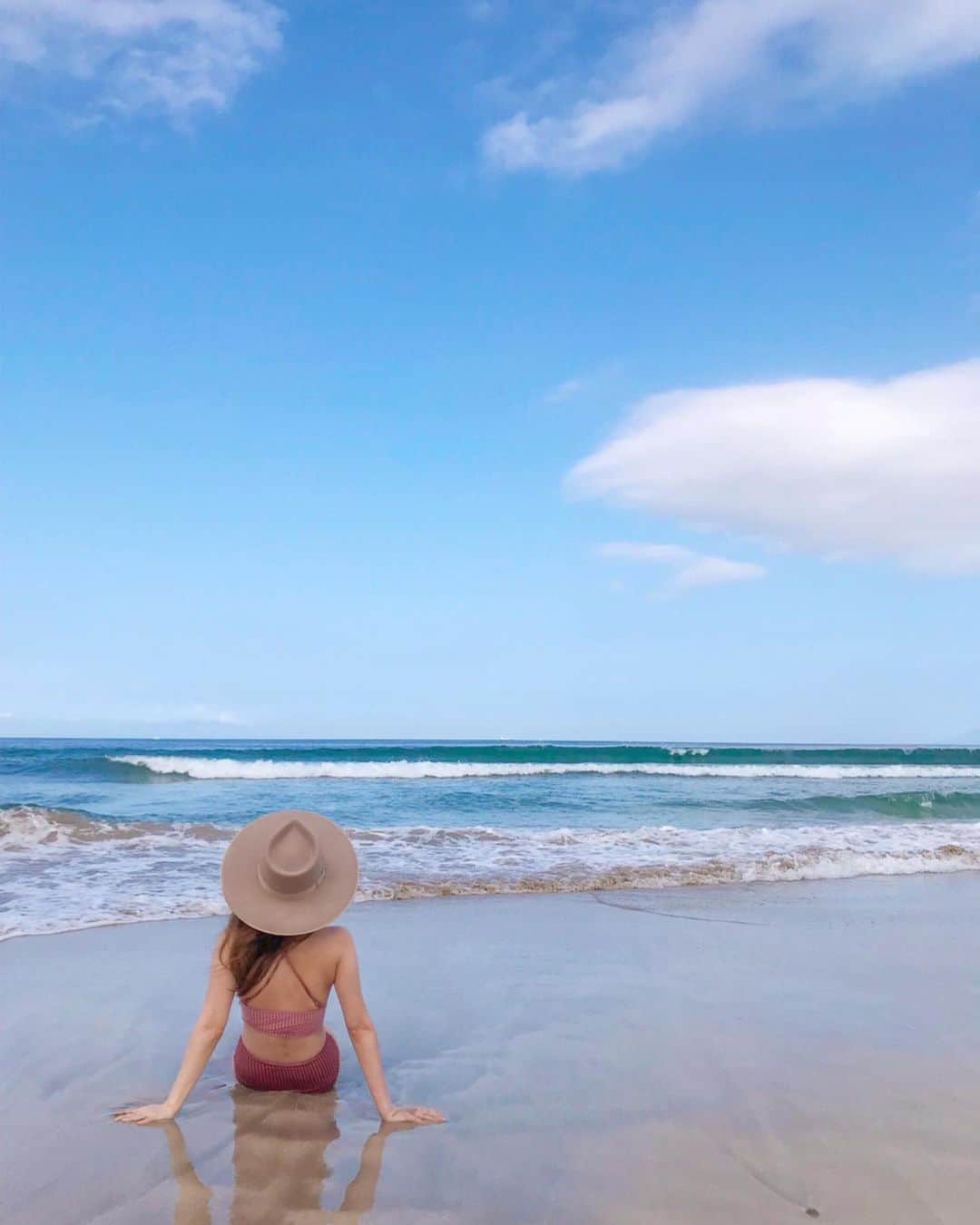 大矢真夕さんのインスタグラム写真 - (大矢真夕Instagram)「🌞✨🌞✨ #beach #beautiful #beachgirl #sea #海 #ビーチ #girl #awesome #lifeisbeautiful #bikini #nature #sky #ocean #photooftheday #landscape #outdoors #amazing  #reiwa #sand #fashion #picoftheday #blue #waves #light #beachlife #island #sunshine #relax #ootd #写真」7月20日 17時35分 - mayuohya