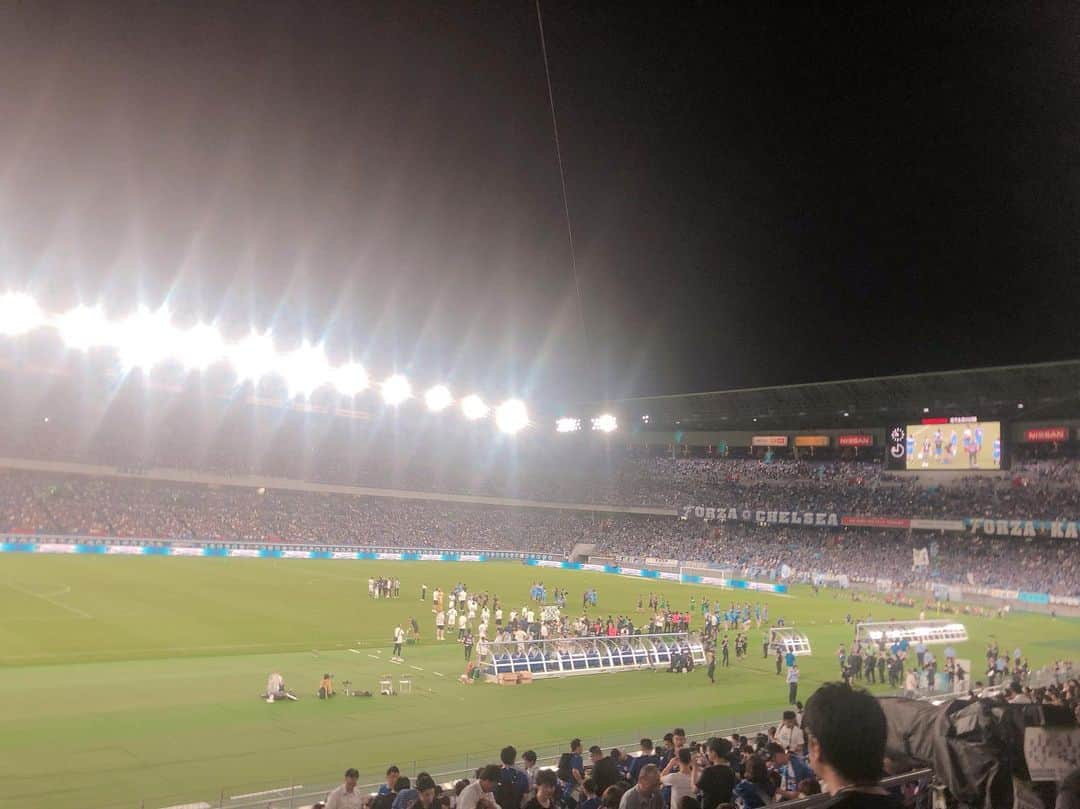 山口純さんのインスタグラム写真 - (山口純Instagram)「昨日はチェルシーVS川崎フロンターレの試合に誘っていただきました！！ 大好きなプレミアリーグのチェルシーが日本に！  すごい選手を間近でみれて最高でした！  #サッカー#チェルシー#川崎フロンターレ」7月20日 18時49分 - jun_yamaguchi_0513