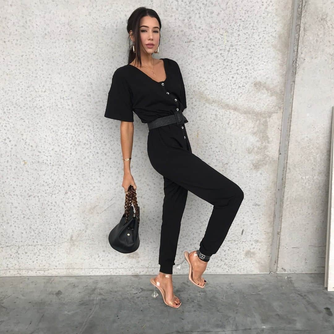 SABO SKIRTさんのインスタグラム写真 - (SABO SKIRTInstagram)「Bae 😍😍😍 our girl @ohcourture in our #oakleighjumpsuit #saboskirt」7月20日 19時00分 - saboskirt