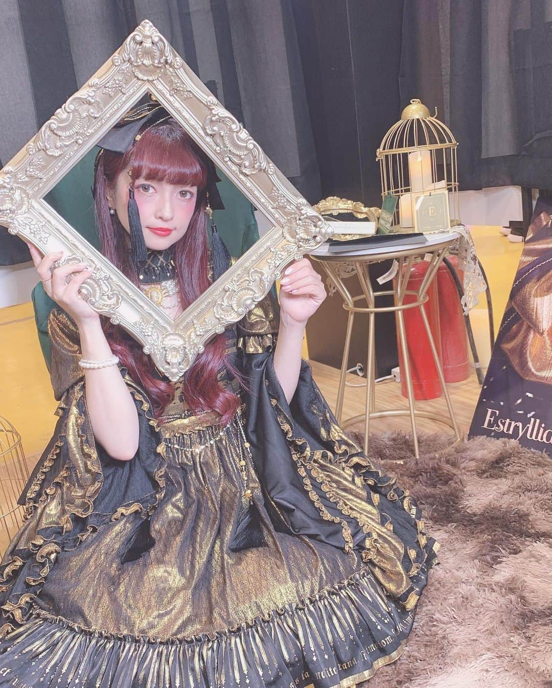 青木美沙子さんのインスタグラム写真 - (青木美沙子Instagram)「#EstrylliaEnhilliaさんのお洋服を着ました💓大人ロリータな雰囲気でゴシックな感じも好き💓 #estrylliaenhillia  #エスタリアエヘニア」7月20日 19時11分 - misakoaoki