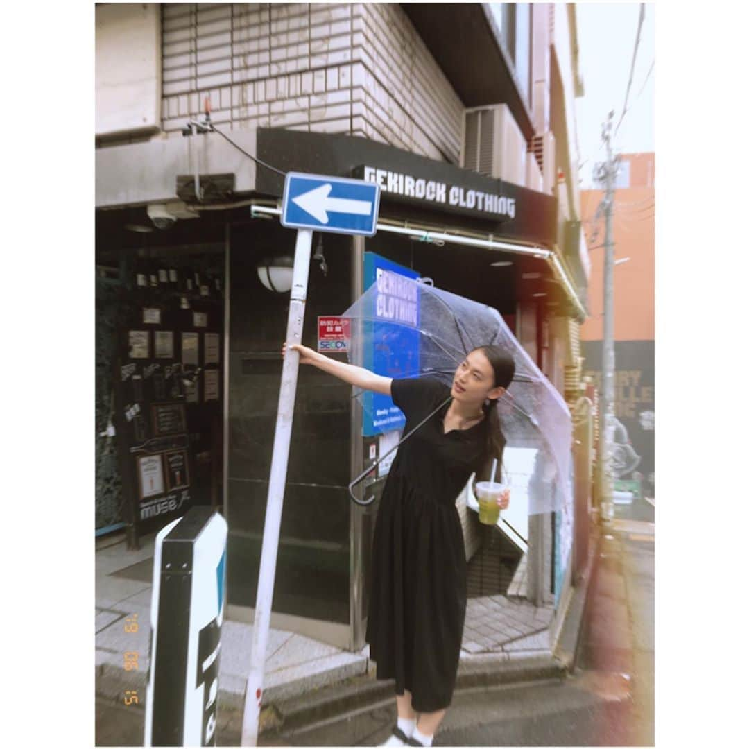 八木莉可子さんのインスタグラム写真 - (八木莉可子Instagram)「RiSE.pressさんのweb連載、 #茶ガール に登場させてもらってます！  石田真澄さんに撮って頂きました☺️ 2枚目の私、浮いてるみたい！笑」7月20日 19時32分 - yagirikaco_official