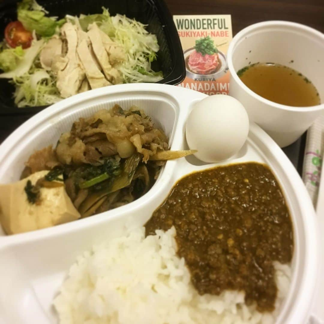 木村ひさしさんのインスタグラム写真 - (木村ひさしInstagram)「最高のおっさんの晩ごはん。 厨 七代目松五郎 さんから キーマカレーと黒毛和牛の牛すき焼き ありがとうございます😋 #最高のおっさんのヤッホーヤッホー #2019チャレンジ第二弾  #heavenご苦楽レストラン  #厨七代目松五郎」7月20日 19時34分 - kimura.hisashi