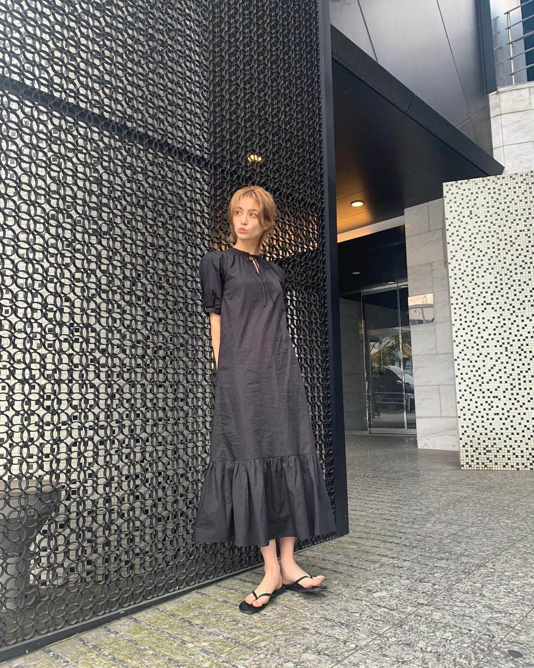 楓さんのインスタグラム写真 - (楓Instagram)「今日は晴美とEMODAが コラボした服を着て撮影に行ったよー!!!👭 そしたら凄い皆んなに褒められた😚💕 嬉しいなあ。  晴美ありがとーう🧚🏻‍♂️🧚🏻‍♂️🧚🏻‍♂️」7月20日 20時09分 - kaede_