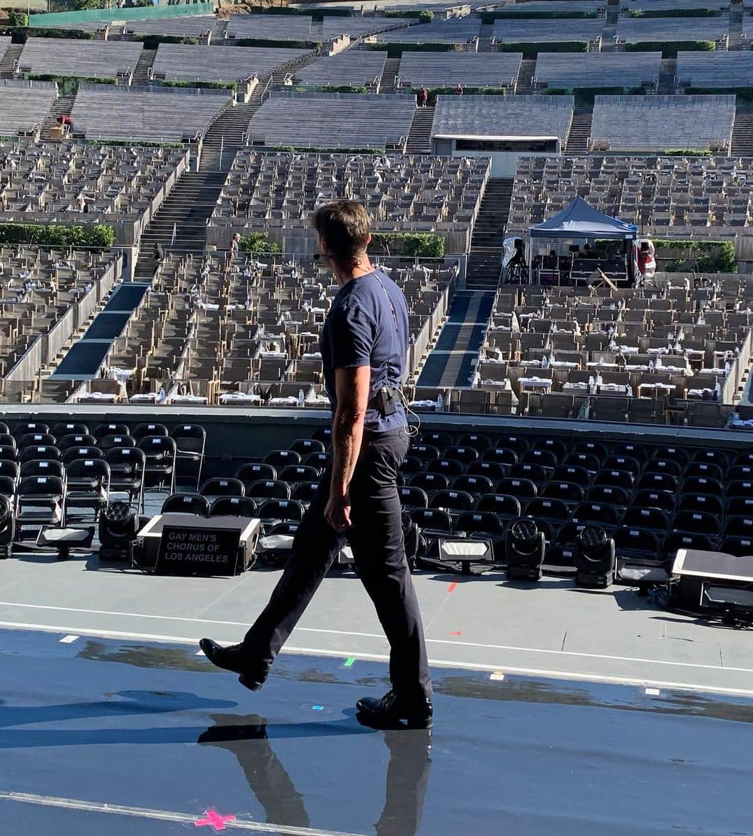 ヒュー・ジャックマンさんのインスタグラム写真 - (ヒュー・ジャックマンInstagram)「Saturday night at the @hollywoodbowl. Let’s do it! #themanthemusictheshow」7月20日 20時27分 - thehughjackman