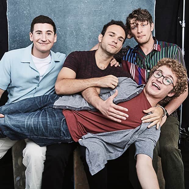 アメリカン・ブロードキャスティング・カンパニーのインスタグラム：「Some of the guys from @thegoldbergsabc & @schooledabc are hanging around @comic_con! #SDCC #ABCxSDCC」