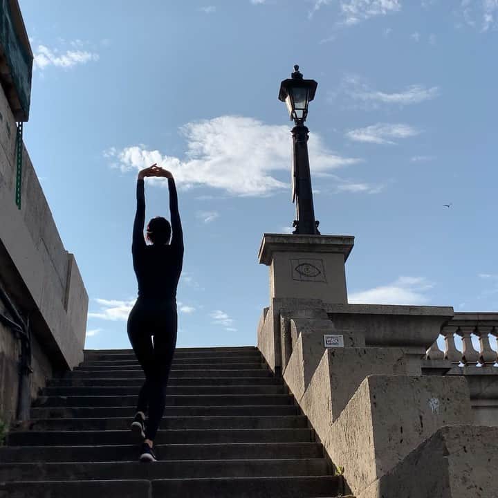 チャン・ユンジュのインスタグラム：「이런건 또 언제 찍었어??? @jungseungmin 😅🥰 _ #아침런닝후」