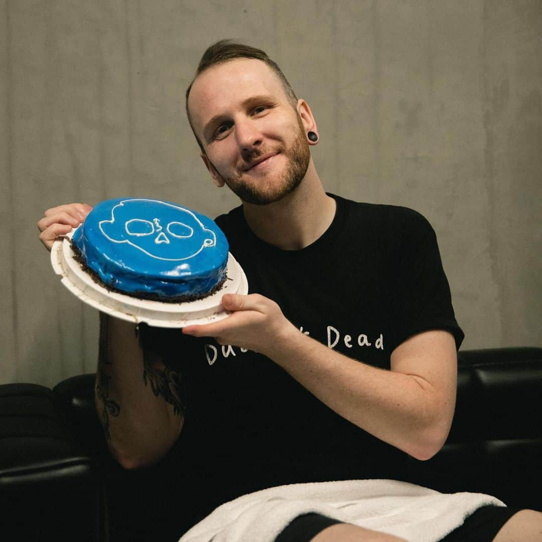 Zomboyさんのインスタグラム写真 - (ZomboyInstagram)「Me and cake me.」7月21日 7時21分 - zomboy