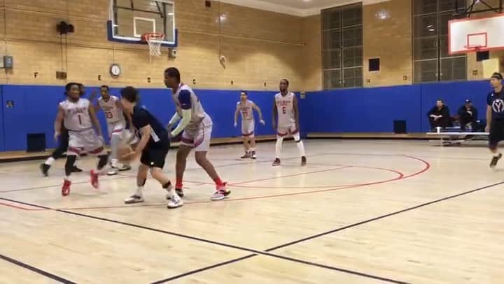 栗原祐太のインスタグラム：「【半年前のニューヨークの動画✨】 今日久々にバスケしたら軽いぎっくり腰になりました😅 半年前はまだすこーしだけ動けていたのに情けない笑笑」