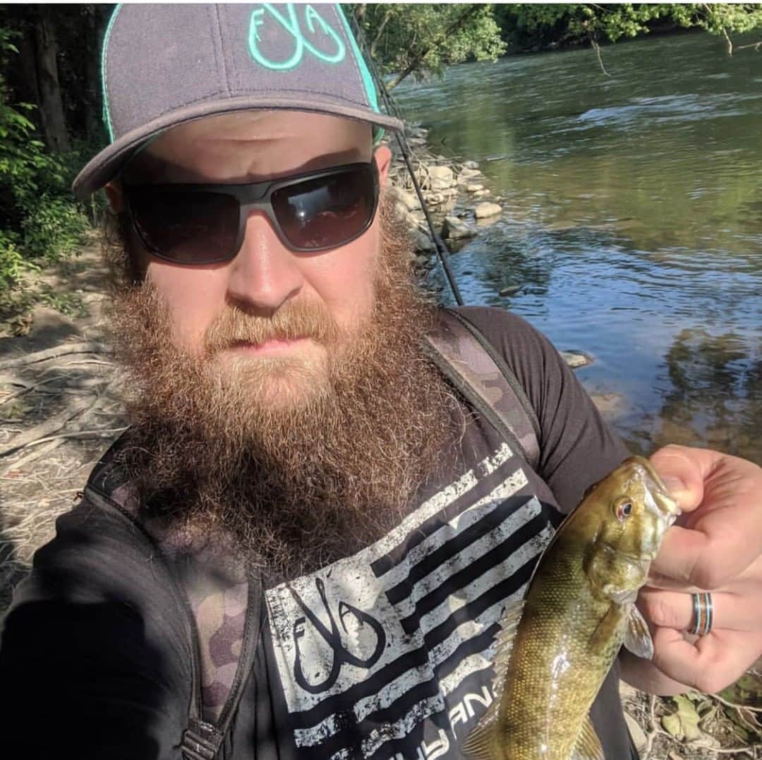 Filthy Anglers™さんのインスタグラム写真 - (Filthy Anglers™Instagram)「Happy Saturday! Who wants to be on this river right now?! Yup even the little guys deserve photos, checkout this little smallie from @pressured_water_angling - yes we all catch em, appreciate the support buddy, you are Certified Filthy! www.filthyanglers.com  #fishing #catchandrelease #bassfishing #largemouthbass #getoutside #anglerapproved #outdoors #teamfilthy #lakelife #salmon #trout #bigfish」7月20日 23時01分 - filthyanglers