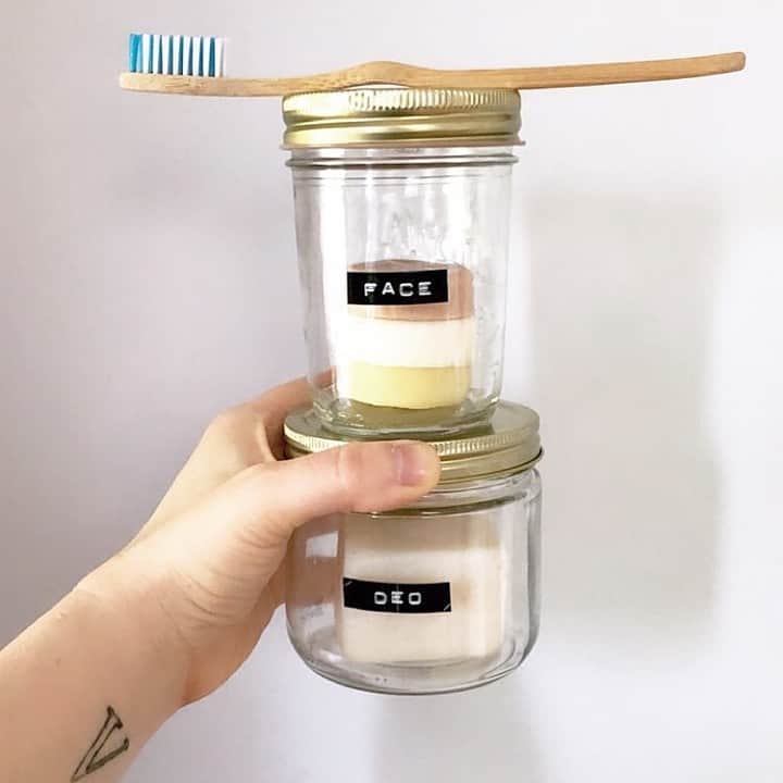 LUSH Cosmeticsさんのインスタグラム写真 - (LUSH CosmeticsInstagram)「Hot tip: grab a couple mason jars and toss your fave packaging-free Lush goodies inside! It looks great on your bathroom counter and keeps your products fresh and debris-free. If you're a TRUE Lushie, name the goodies in the photo 👇 / 📸: @ashleepiper ⁠ *⁠ *⁠ *⁠ *⁠ *⁠ #ecofriendly #ethical #sustainability #vegan #handmade #sustainableliving #green #gogreen #zerowaste #sustainable #eco #wastefree #zerowastehome #environment #compostable #recycle #zerowastelifestyle #loveourplanet #reuse #diy #noplastic #bethechange #greenliving #plasticpollution」7月21日 0時00分 - lushcosmetics