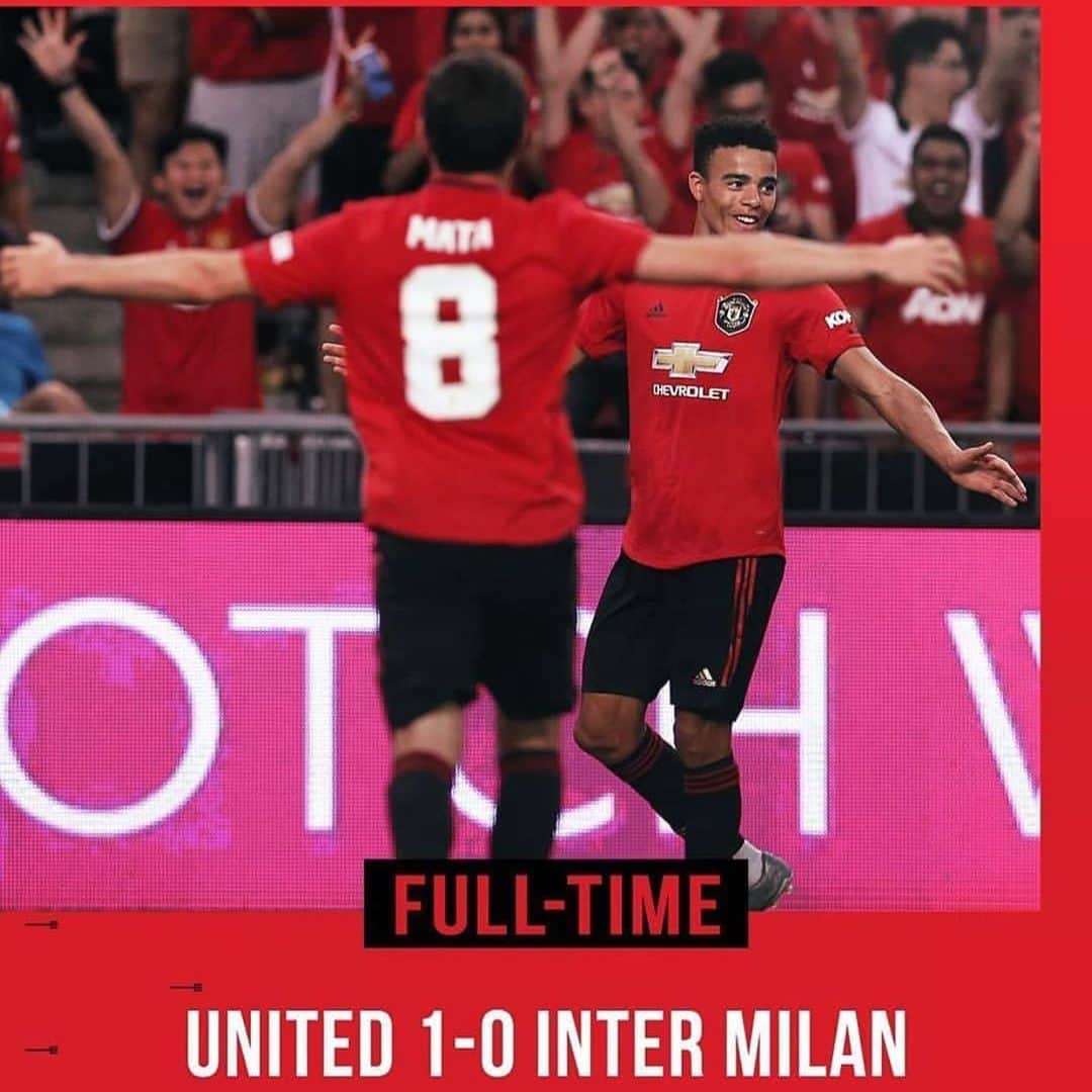 のインスタグラム：「Humble, hard worker... and a hell of a finisher. Well done @masongreenwood! 🔴⚪️⚫️ @manchesterunited #MUTOUR」