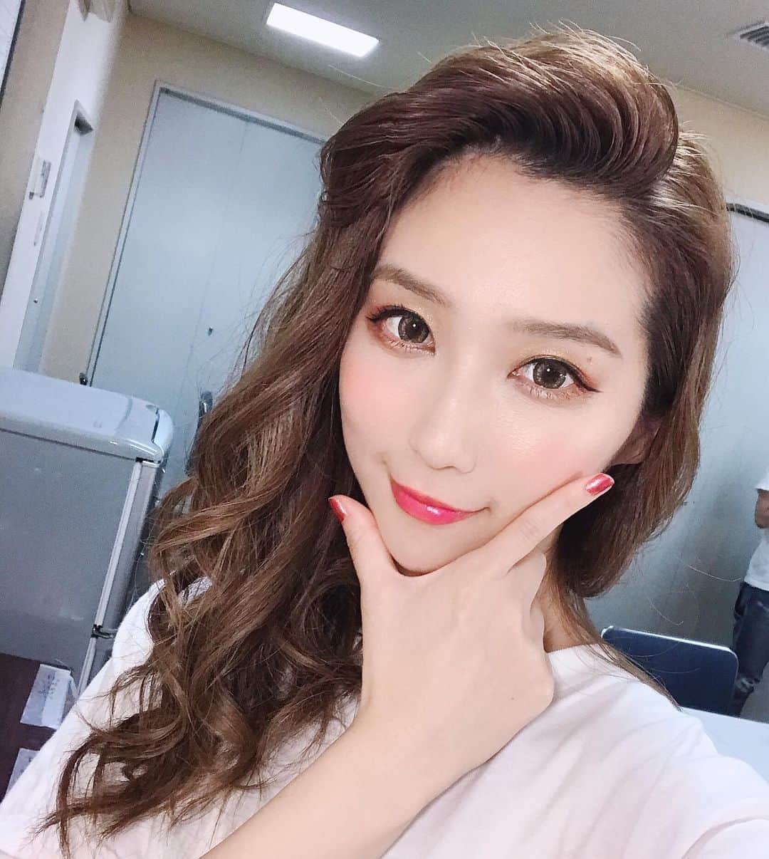 ファーストサマーウイカさんのインスタグラム写真 ファーストサマーウイカinstagram 今日はいつもと違うギャルみ強いカラコン入れてみた ちなみにメイクはtvもライブも全部自前なのでいつもちょっとずつ違います 7月21日 0時14分 F S Uika
